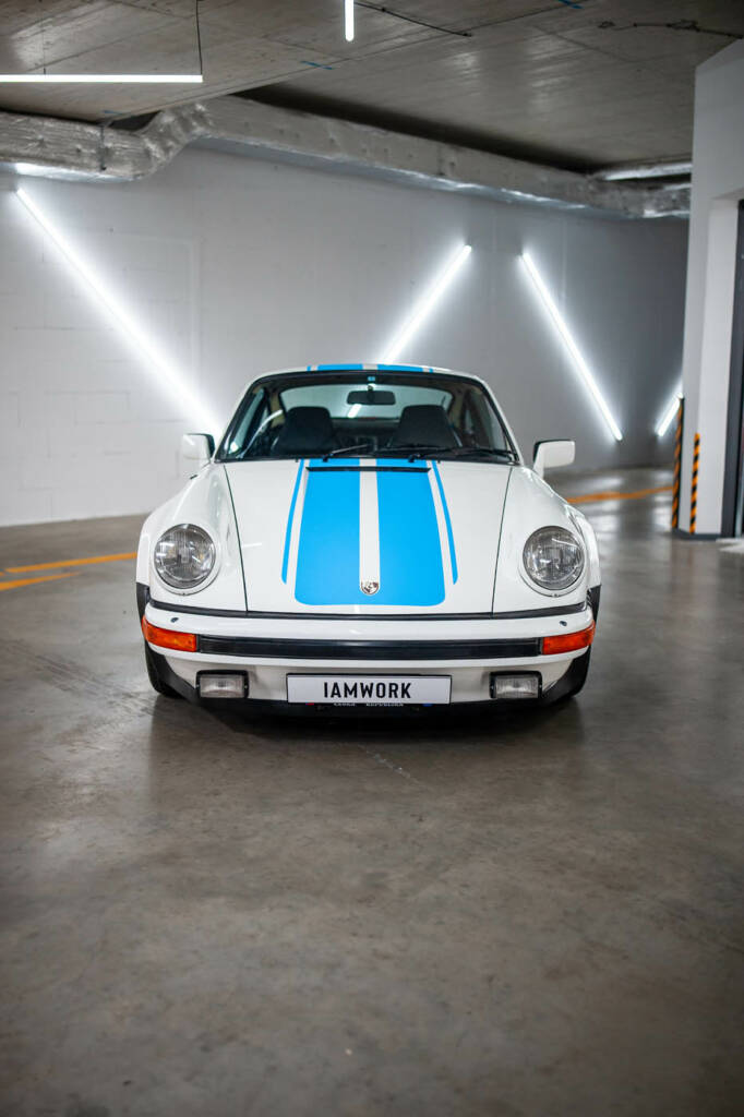 Porsche 911 Turbo G vyčištěné a po aplikaci barevné fólie